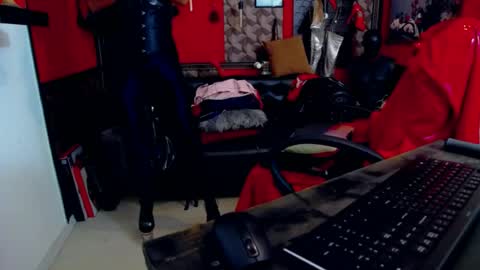 Snapshot of belatrixdomme chatting on 07/10/26, 08:07 BelatrixDomme online show from 07/10/26, 08:07