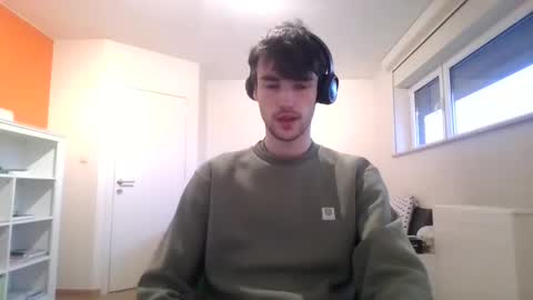 Snapshot of belgiandick2408 chatting on 01/05/25, 03:02 belgiandick2408 online show from 01/05/25, 03:02