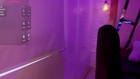 Bella online show from 01/17/25, 12:21