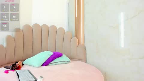 Belkilima  online show from 11/18/25, 07:18