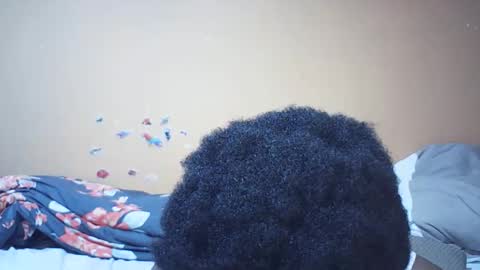 Snapshot of bella307697 chatting on 11/30/25, 02:37 Bella online show from 11/30/25, 02:37