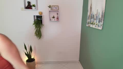 Bel 3 online show from 12/17/24, 02:33