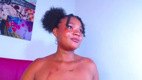 Snapshot of bella_adara1 chatting on 02/07/25, 06:45 CAMILA online show from 02/07/25, 06:45