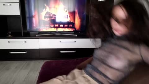 Snapshot of bella_alice chatting on 09/25/25, 08:51 Alicia Belvedere online show from 09/25/25, 08:51