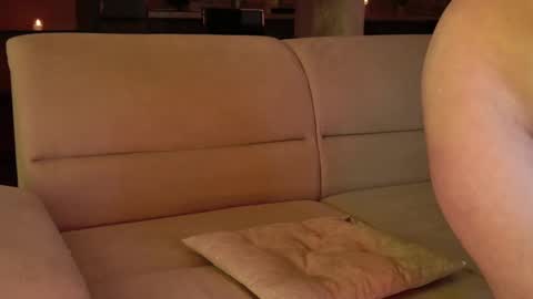 Bella online show from 02/12/25, 11:09