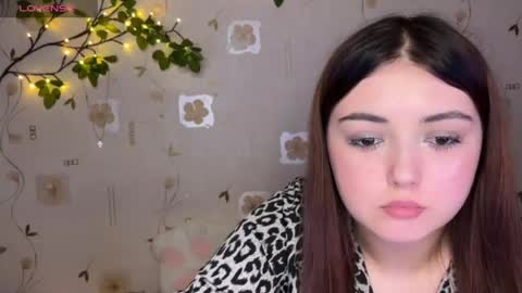 bella_and_alice online show from 04/29/26, 11:11
