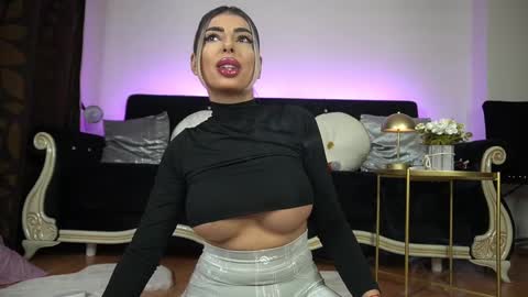 Emma  Bella online show from 03/02/25, 09:32