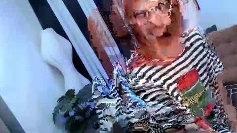 Bella Barbie online show from 05/23/26, 01:22