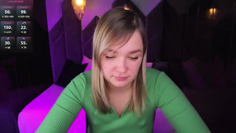 Bella online show from 03/11/25, 11:23