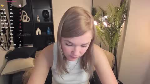 Bella online show from 10/24/25, 06:10