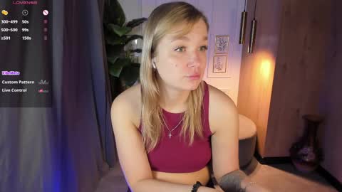 Bella online show from 04/12/26, 07:46