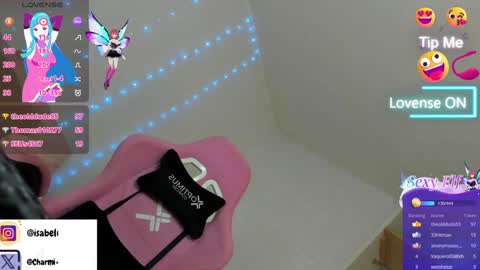 Snapshot of bella_cute2 chatting on 01/12/25, 08:04 Your babe online show from 01/12/25, 08:04