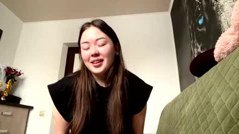 Snapshot of bella_dolletares chatting on 02/23/26, 03:26 Hanna here Welcome online show from 02/23/26, 03:26