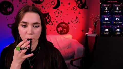 Bella online show from 04/11/26, 01:15