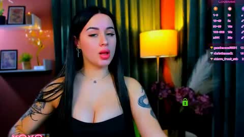 Snapshot of bella_fair chatting on 04/11/26, 09:19 Bella online show from 04/11/26, 09:19