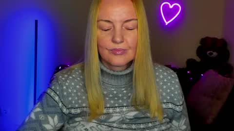 Bella online show from 04/11/26, 07:45