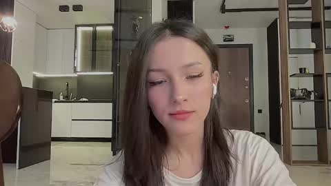 Bella next stream December 2 at 9pm gmt online show from 05/14/26, 05:58