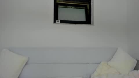 Anna  online show from 02/18/26, 10:44