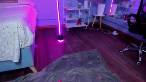  Bella  online show from 02/27/26, 04:01