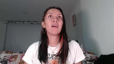 Snapshot of bella_marlowe chatting on 02/03/25, 12:58 Bella Marlowe online show from 02/03/25, 12:58