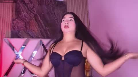 Snapshot of bella_martini_ chatting on 02/24/26, 12:25 bella_martini_ online show from 02/24/26, 12:25