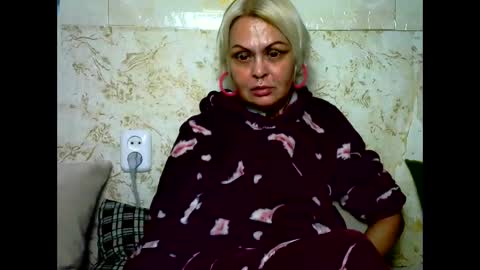 Bella Nathalie online show from 01/17/26, 07:13