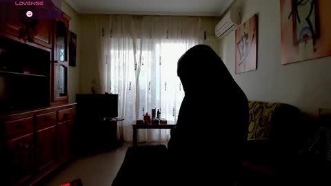 Snapshot of bella_pocahontas3 chatting on 02/21/25, 01:22 bella_pocahontas3 online show from 02/21/25, 01:22