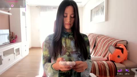 Snapshot of bella_pocahontas3 chatting on 11/20/25, 09:31 bella_pocahontas3 online show from 11/20/25, 09:31