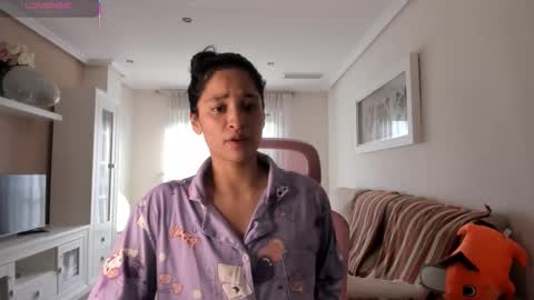 Snapshot of bella_pocahontas3 chatting on 11/30/25, 01:59 bella_pocahontas3 online show from 11/30/25, 01:59