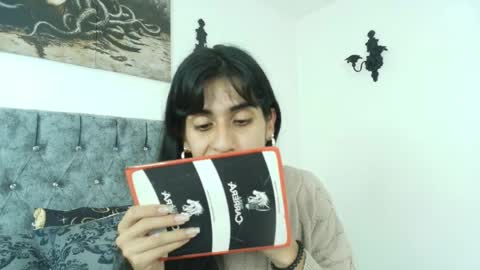 Bella online show from 06/08/26, 12:03