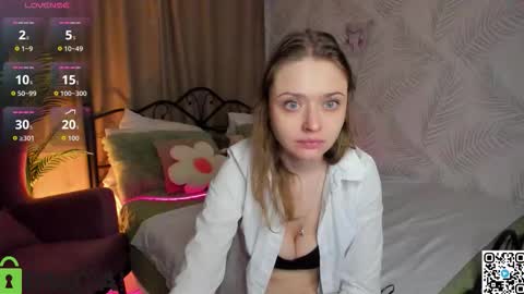 Linda Bella online show from 12/22/25, 12:51