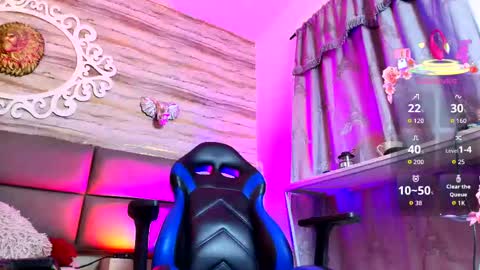     online show from 09/26/25, 04:44