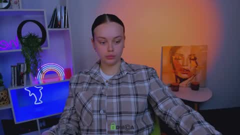 Snapshot of bella_sunshine1 chatting on 03/23/26, 12:42 alexa online show from 03/23/26, 12:42