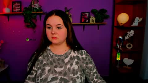 Snapshot of bella_sunshine1 chatting on 04/16/26, 04:19 alexa online show from 04/16/26, 04:19