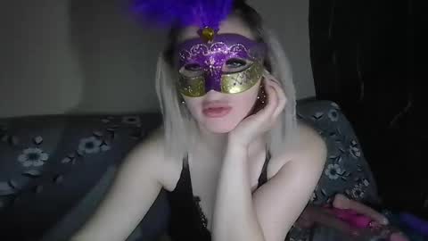 Tessy online show from 05/16/26, 08:18