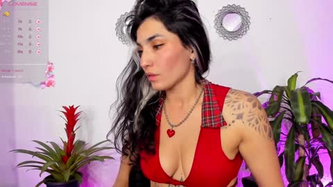 Bella online show from 01/30/25, 11:34