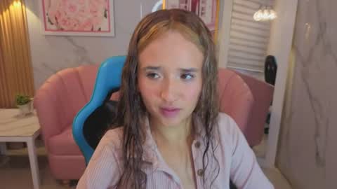 Bella online show from 07/22/26, 02:25
