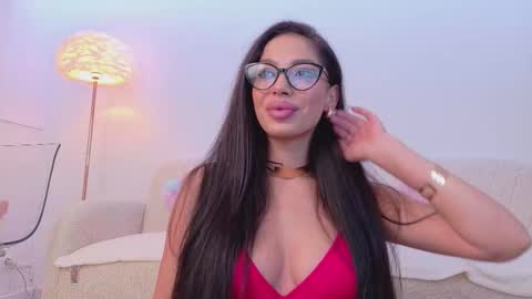 Bella online show from 10/21/25, 07:25