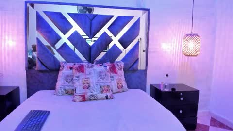 bella_volup online show from 03/15/26, 11:27