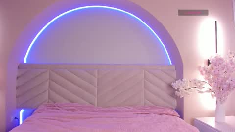 Bella online show from 03/25/26, 12:11