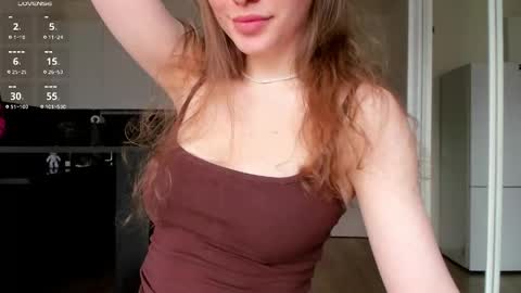 bella_xiss online show from 04/13/26, 09:48