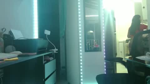 Snapshot of bellabbys8 chatting on 12/03/25, 08:00 bellabbys8 online show from 12/03/25, 08:00