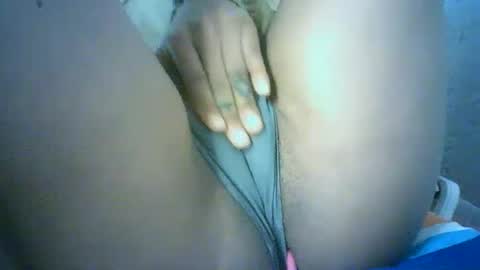 Bella online show from 12/21/24, 07:35