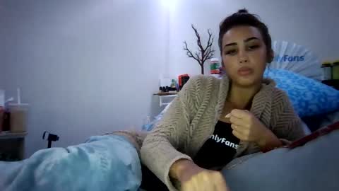 bellaboo999 online show from 09/27/25, 01:21