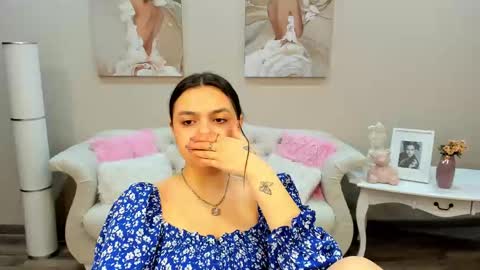 BellaBoolman online show from 02/08/25, 09:15