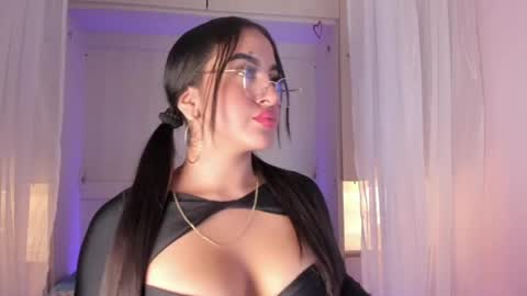  Bella  online show from 06/04/26, 08:59