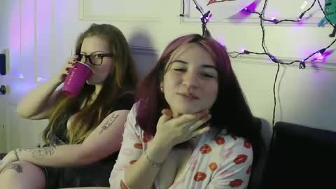 BellaButterflyy online show from 01/22/25, 04:34