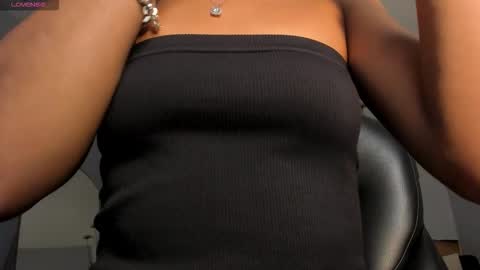  Bella C  online show from 10/20/25, 11:32