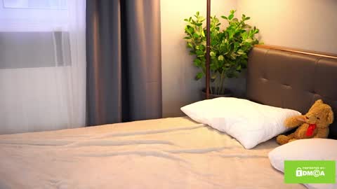 Snapshot of bellacle chatting on 02/07/25, 01:32 Bella I took a vacation and Ill be back on December 18th So dont lose me To keep in touch I have a TG - you can find below online show from 02/07/25, 01:32