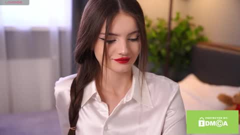 Snapshot of bellacle chatting on 02/26/25, 07:09 Bella I took a vacation and Ill be back on December 18th So dont lose me To keep in touch I have a TG - you can find below online show from 02/26/25, 07:09